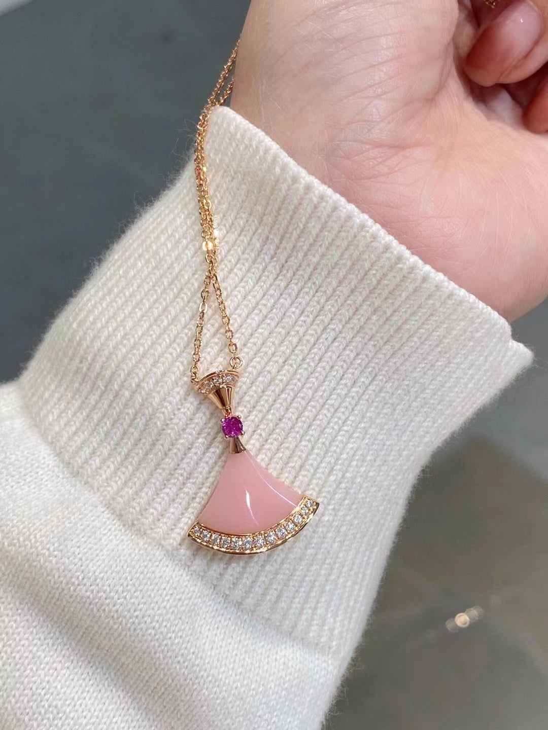 Divas' Dream Necklace, 925 Silver, 18k Gold Plated, Pink Agate
