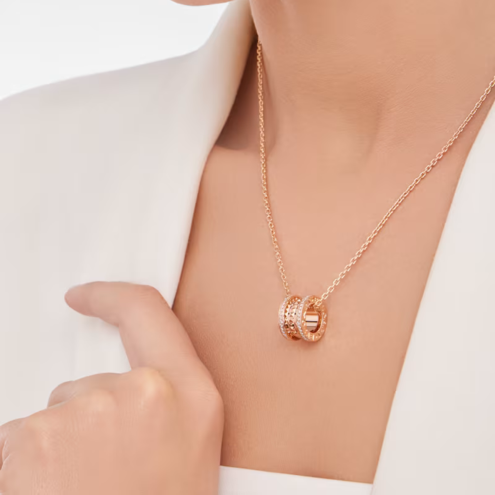 Mumtaz Jewellers B.zero1 Rock necklace with 18 kt gold plated pendant with studded spiral, pavé diamonds on the edges