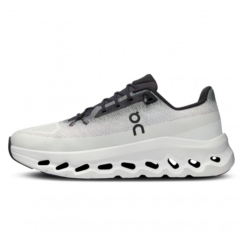 On Cloudtilt Running Shoes Black/Ivory