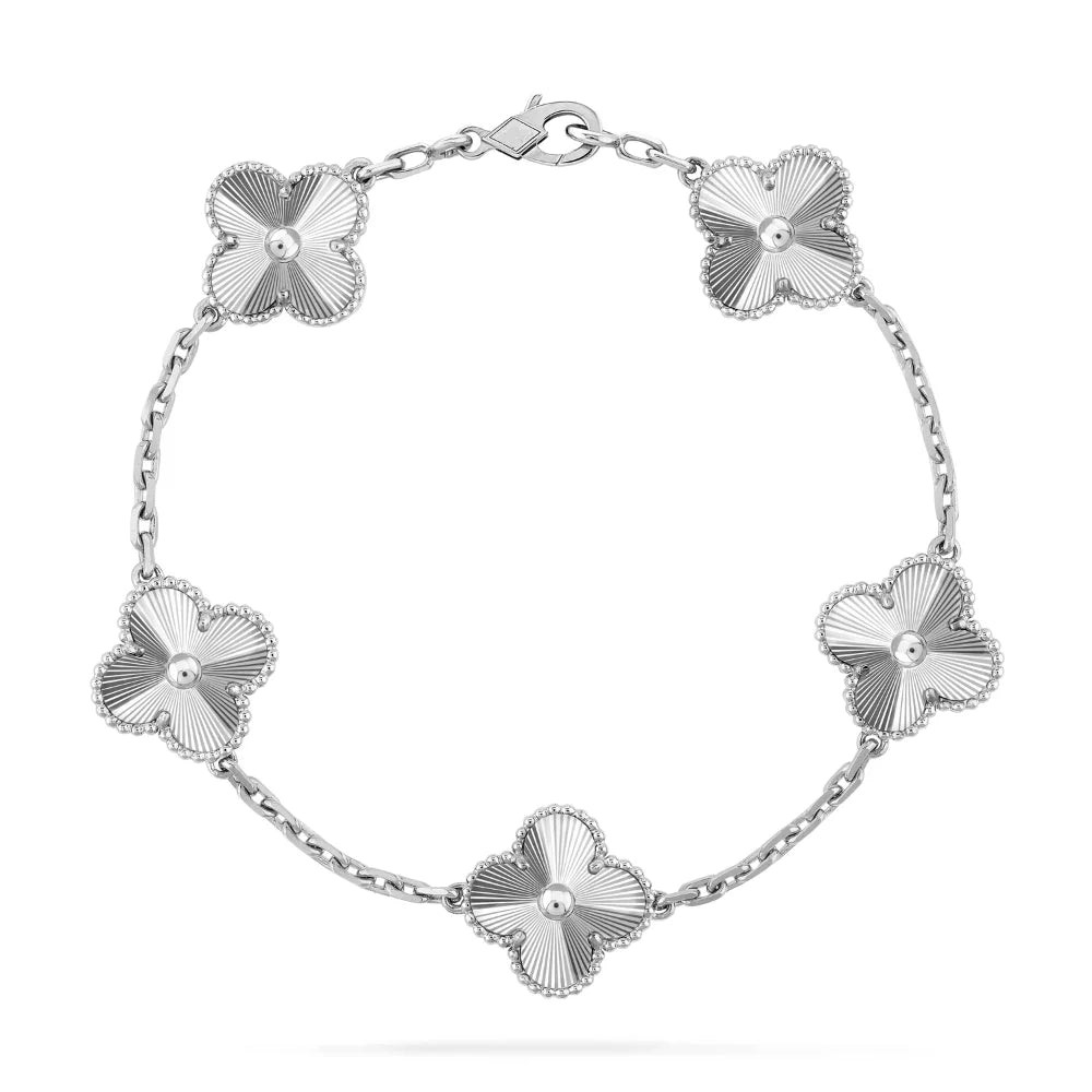 Clover Leaf Bracelet · 925 Silver · 18K Gold Plated