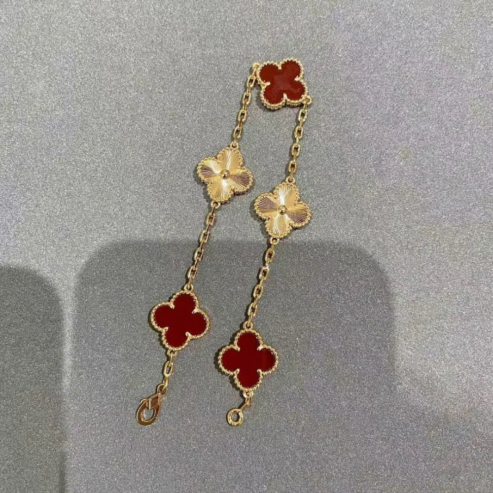 Clover Leaf Bracelet · 925 Silver · 18K Gold Plated
