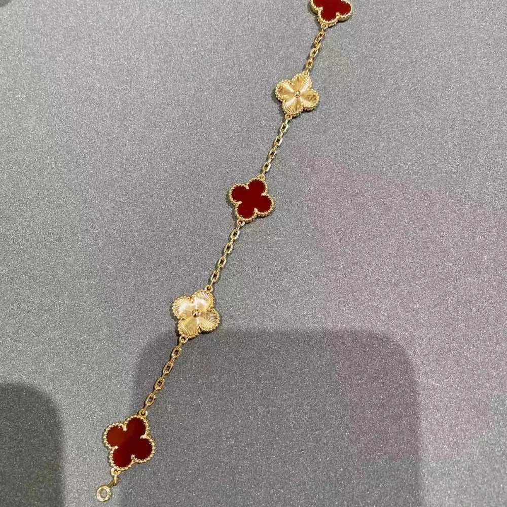 Clover Leaf Bracelet · 925 Silver · 18K Gold Plated