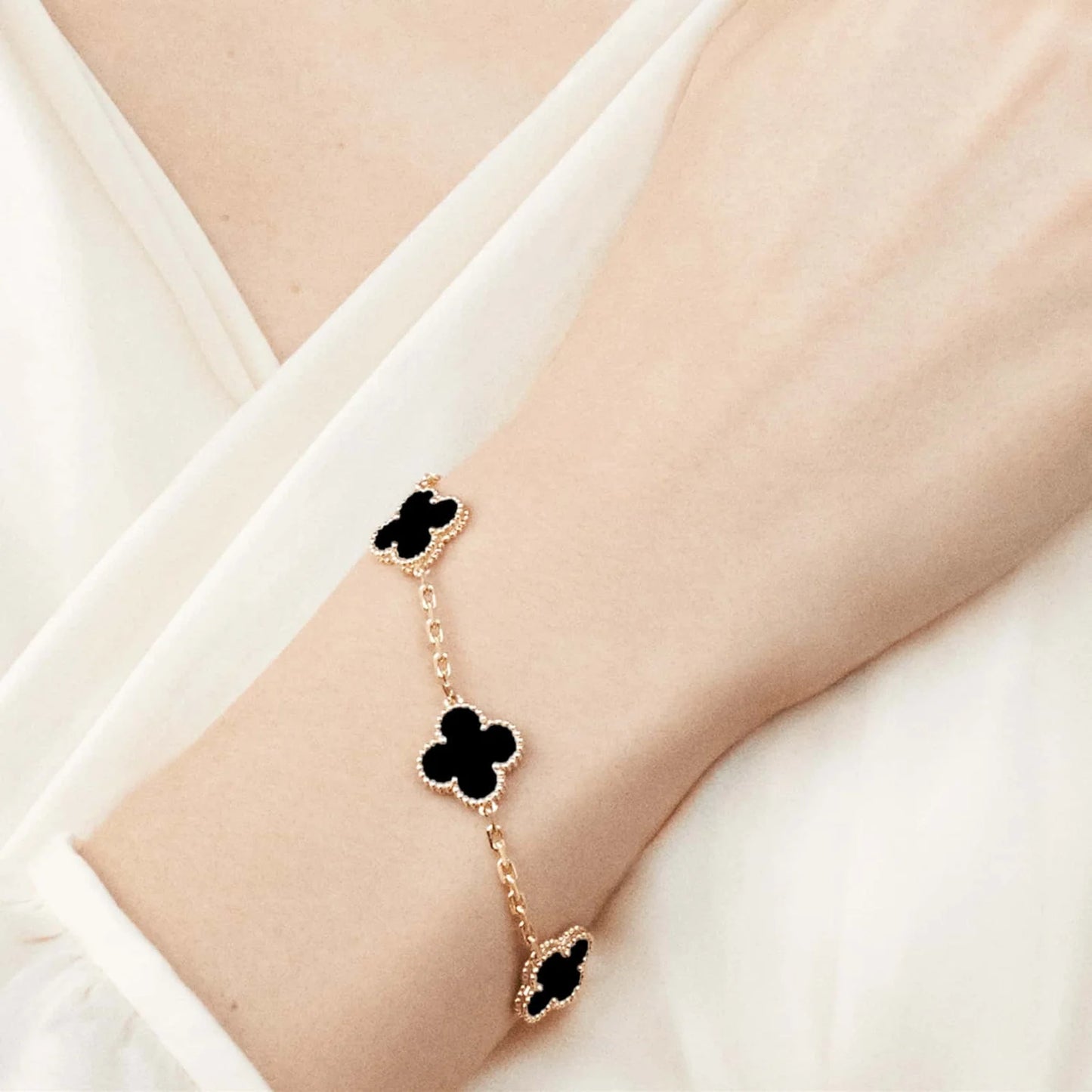 Clover Leaf Bracelet · 925 Silver · 18K Gold Plated