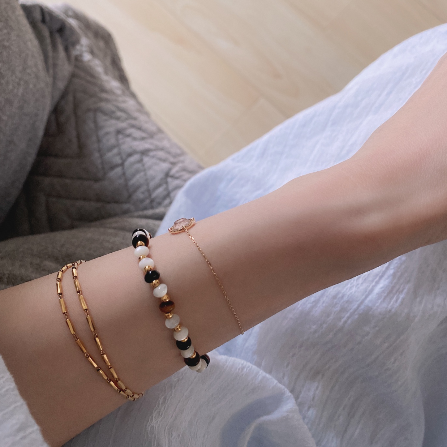 Natural White Mother-Of-Pearl Black Agate Beaded Bracelet, 925 Silver, 18k Yellow Gold Plated